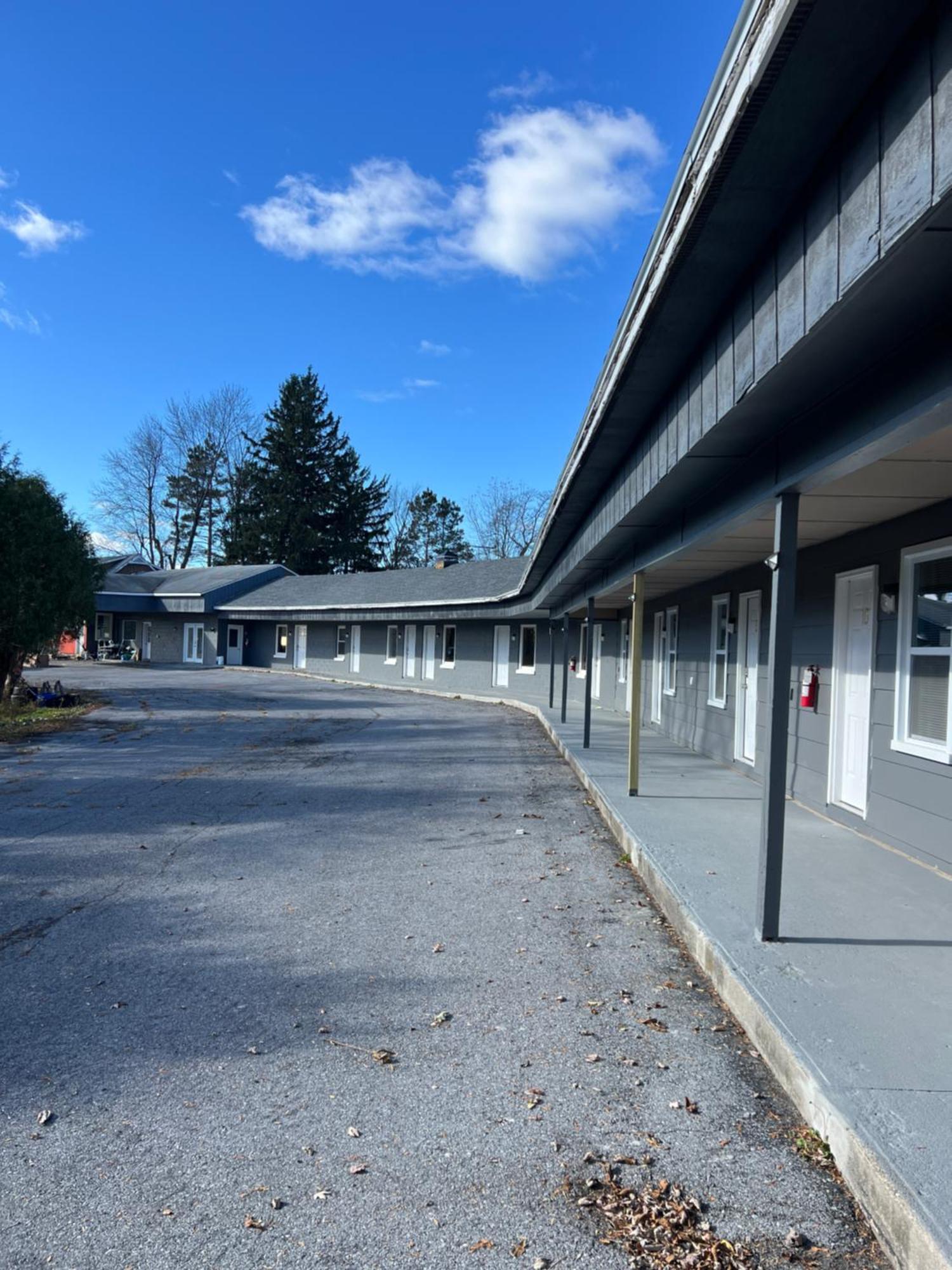 Nest Inn Watertown Exterior foto